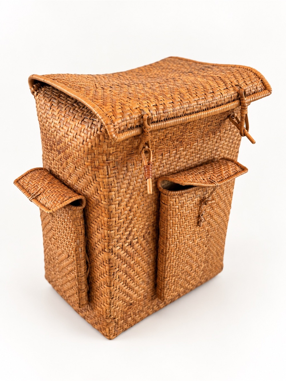 VINTAGE PASIKING HANDCRAFTED WOVEN RATTAN/BAMBOO BACKPACK PRIMITIVE
